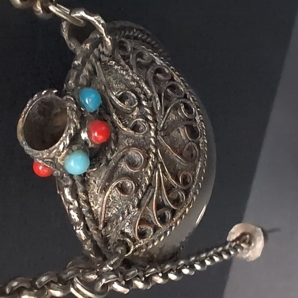 Vintage Tibetan Silver Metal Pendant Snuff Necklace with Red/Turquoise Accents. - Picture 5 of 11
